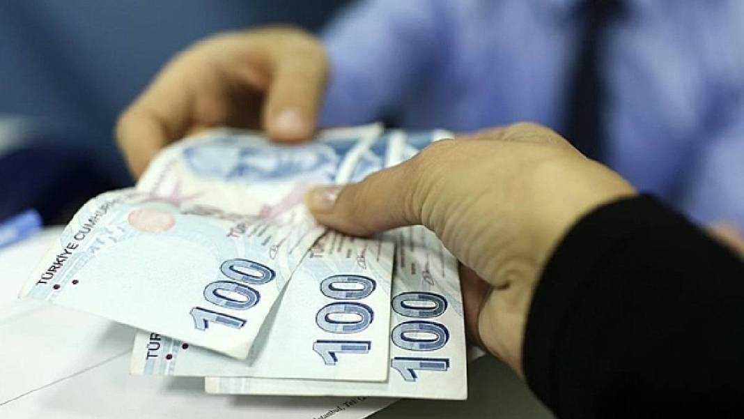 Bankaların mevduat faizleri değişti mi? 300 bin liranın aylık getirisi ne kadar? İşte banka banka faiz oranları 8